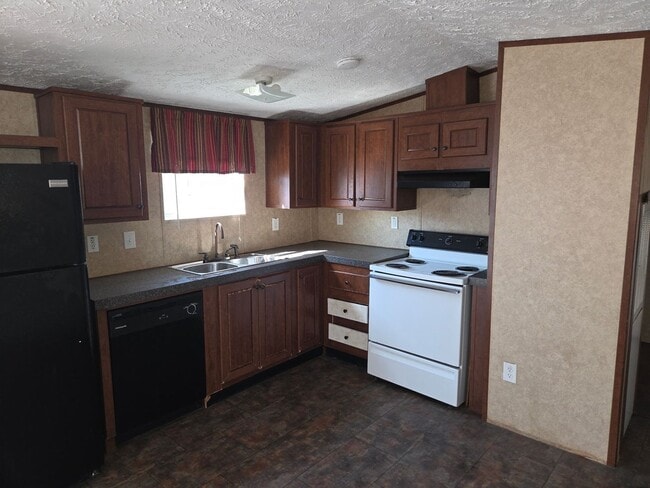 1118 Melvin Dupuis Rd in Breaux Bridge, LA - Building Photo - Building Photo