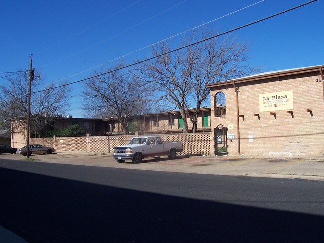 307 N 14th Apartments in Killeen, TX - Foto de edificio - Building Photo