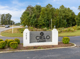 Cielo at Lanier Apartamentos