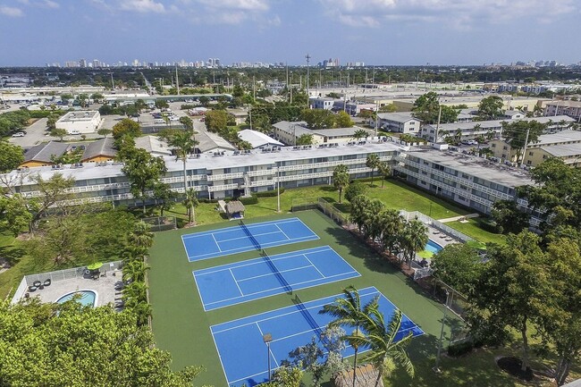 Set Point Garden in Fort Lauderdale, FL - Foto de edificio - Building Photo