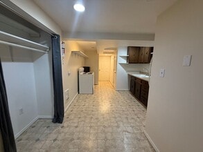 215-229 S Chelan Ave in Wenatchee, WA - Building Photo - Building Photo