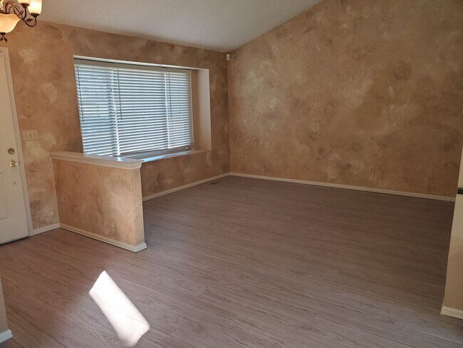 8385 Freemantle Dr in Colorado Springs, CO - Building Photo - Building Photo