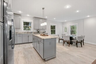 7900 Heritage Dr in Annandale, VA - Building Photo - Building Photo