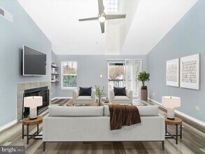 9907 Boysenberry Way in Montgomery Village, MD - Building Photo - Building Photo