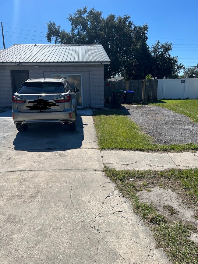 5860 Mattox St in Orlando, FL - Building Photo - Building Photo