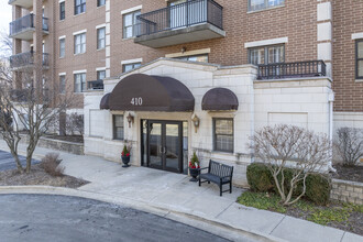 Spring Ave Station in La Grange, IL - Building Photo - Building Photo