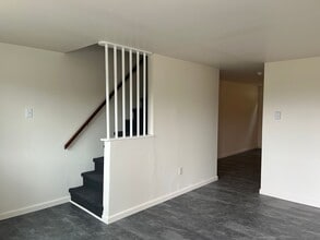 3203 Days Mill Rd in York, PA - Building Photo - Building Photo