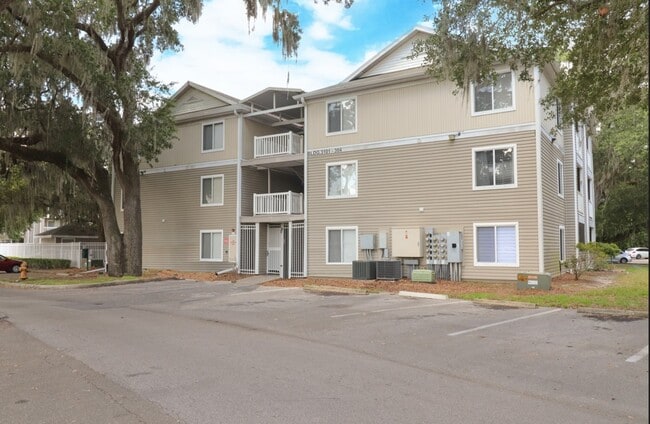 property at 4000 SW 23rd St