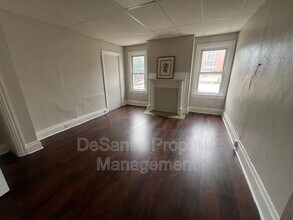 42 Van Braam St in Pittsburgh, PA - Foto de edificio - Building Photo