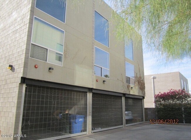 property at 537 E Willetta St
