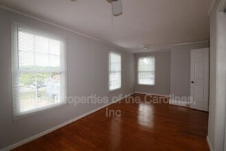 203 N New Hope Rd in Gastonia, NC - Building Photo - Building Photo