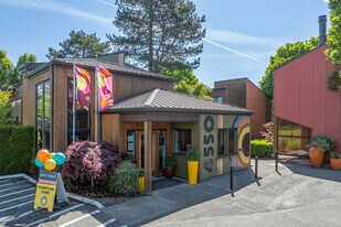 Fountain Park in Beaverton, OR - Building Photo