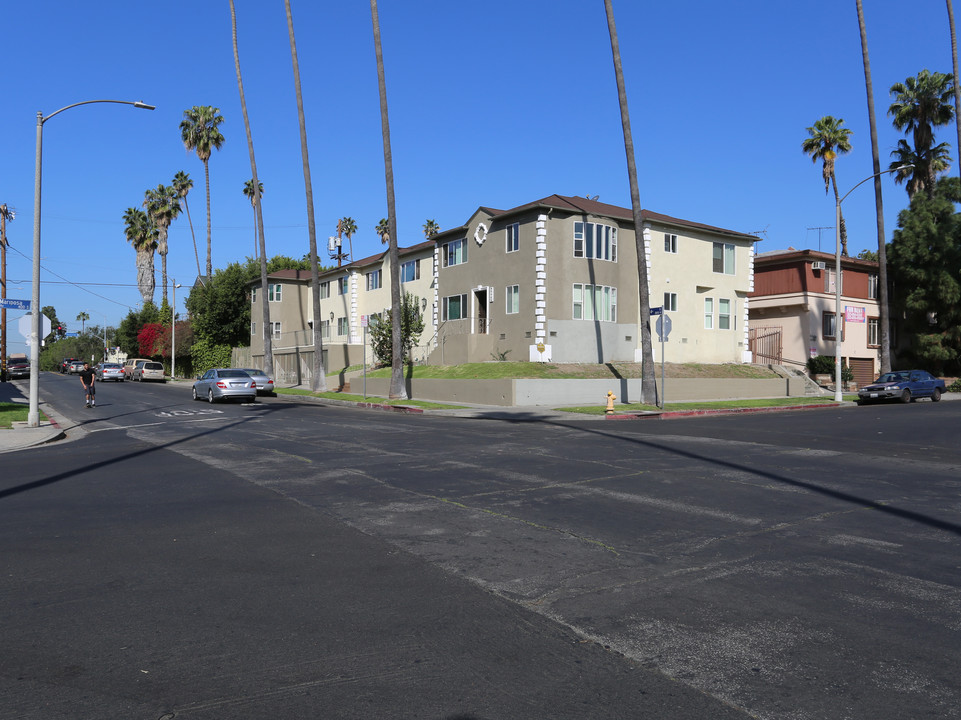 3801 W 4th St in Los Angeles, CA - Building Photo