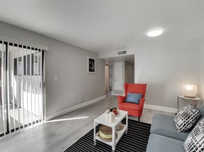 1404 37th Ave in Oakland, CA - Building Photo - Building Photo