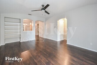 9407 Raton Falls in San Antonio, TX - Building Photo - Building Photo