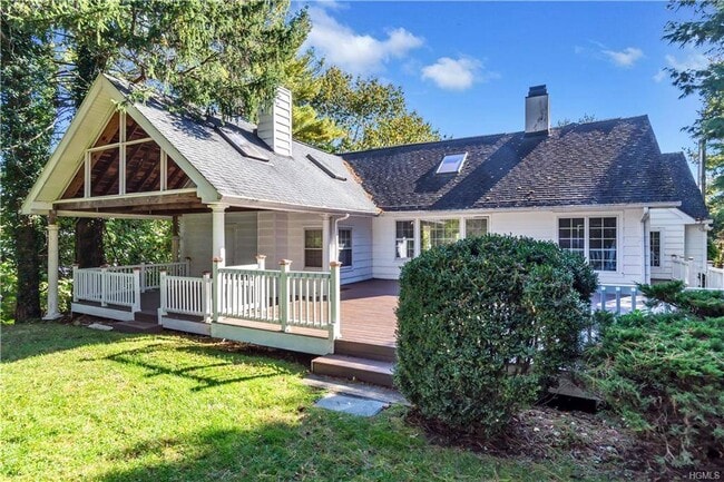 property at 1058 Wilmot Rd