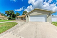 822 Diane Cir in Englewood, FL - Building Photo - Building Photo