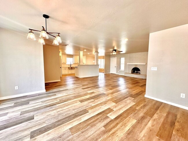 3408 Oak Grove Dr in Midwest City, OK - Building Photo - Building Photo