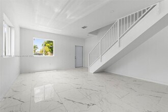 2143 NW 4th St in Pompano Beach, FL - Building Photo - Building Photo