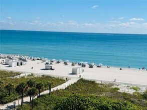 5825 Collins Ave, Unit 11E in Miami Beach, FL - Building Photo - Building Photo