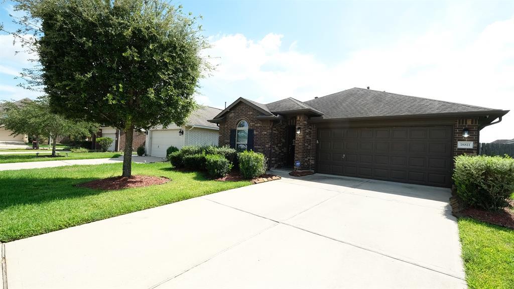 18811 Fairy Wren Ln in Richmond, TX - Foto de edificio