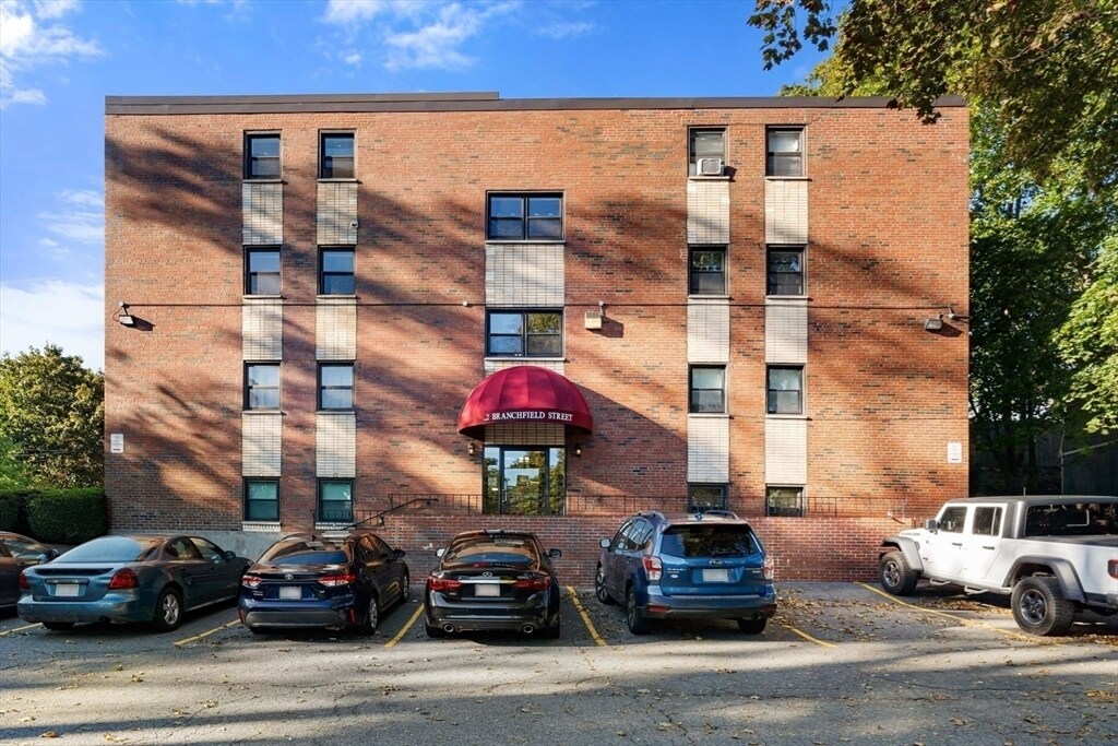 22 Branchfield St in Boston, MA - Building Photo