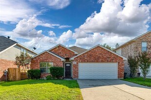 13221 Poppy Hill Ln in Fort Worth, TX - Building Photo