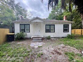 5420 Leaming Ave in Jacksonville, FL - Building Photo