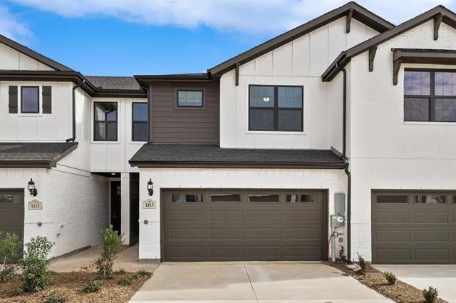 property at 1102 Houston Wy