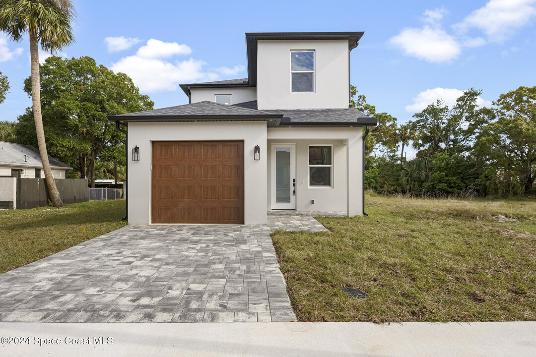 1905 Stockton St in Melbourne, FL - Building Photo