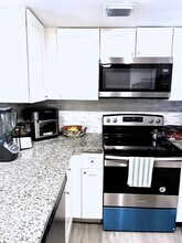 2024 Champions Way in North Lauderdale, FL - Building Photo - Building Photo