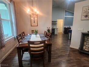 311 14th St SE in Naples, FL - Building Photo - Building Photo