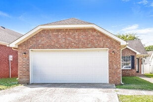 617 Freedom Ct in Murfreesboro, TN - Building Photo