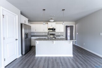 136 Ocean Springs Ave in Toney, AL - Building Photo - Building Photo