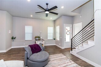 146 E South St in Fayetteville, AR - Building Photo - Building Photo
