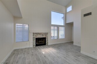 1989 Bookbinder Dr in Las Vegas, NV - Building Photo - Building Photo