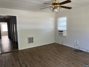 1322 Oshaughnessy Ave NE in Huntsville, AL - Building Photo - Building Photo
