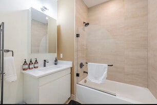 45 William St in Newark, NJ - Building Photo