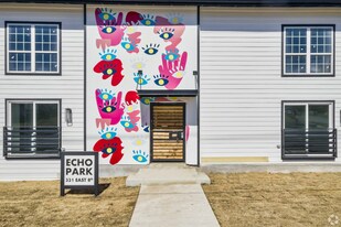 Echo Park in Dallas, TX - Building Photo