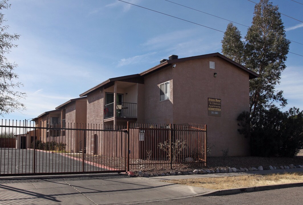 Arizona Manor in Tucson, AZ - Foto de edificio