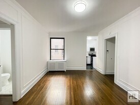 WEST 12 STREET, Unit 4G in New York, NY - Building Photo