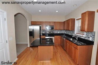 9160 Greenspire Dr in West Des Moines, IA - Building Photo - Building Photo