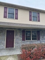 219 Spencer Ave in Leola, PA - Building Photo