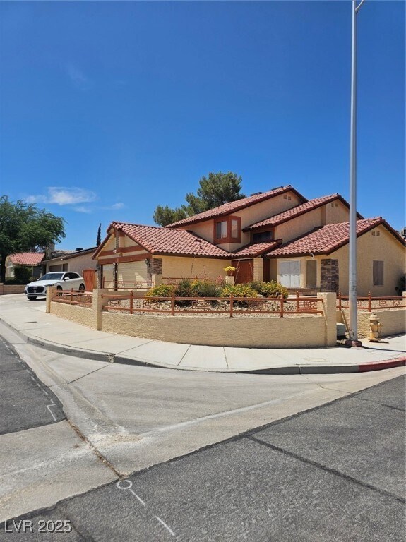 property at 8600 Abanico Ct