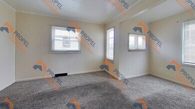 25117 Malvina Ave in Warren, MI - Building Photo - Building Photo