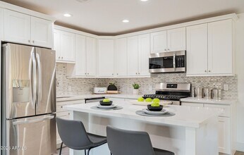 7031 E Belleview St in Scottsdale, AZ - Building Photo - Building Photo