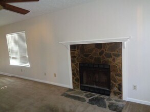 7045 Brentwood Ct in Riverdale, GA - Building Photo - Building Photo