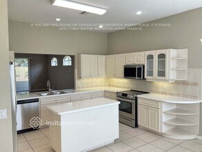 12317 Woodlands Cir in Dade City, FL - Building Photo - Building Photo