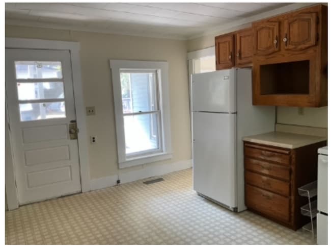 27 Damon Ct in Keene, NH - Building Photo - Building Photo