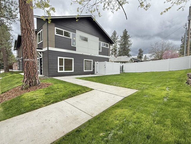 3925 E 32nd Ave in Spokane, WA - Building Photo - Building Photo